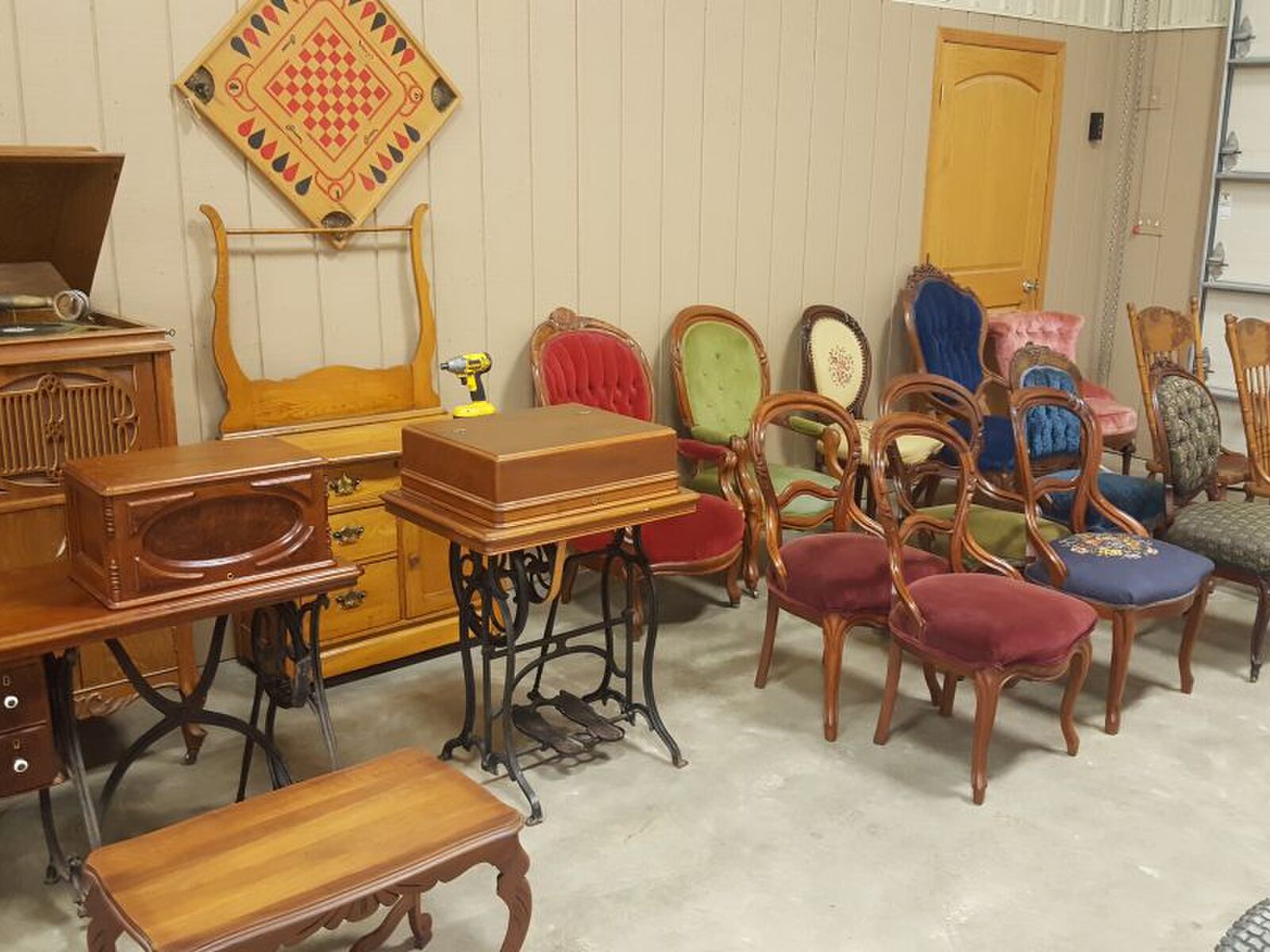 Auction Archives 4